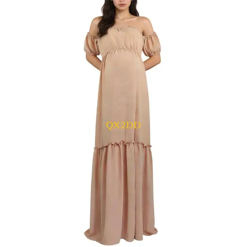 Tejido y volumen fluido del vestido