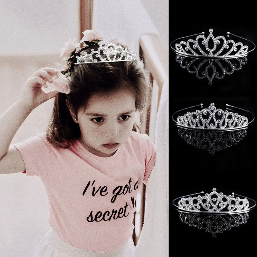 Corona de diamantes de imitación plateada para niña