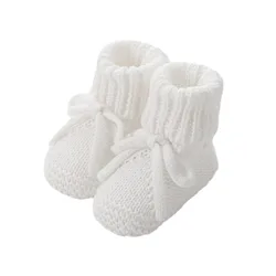 Zapatos de punto para bebé con lazos, ideales para gatear