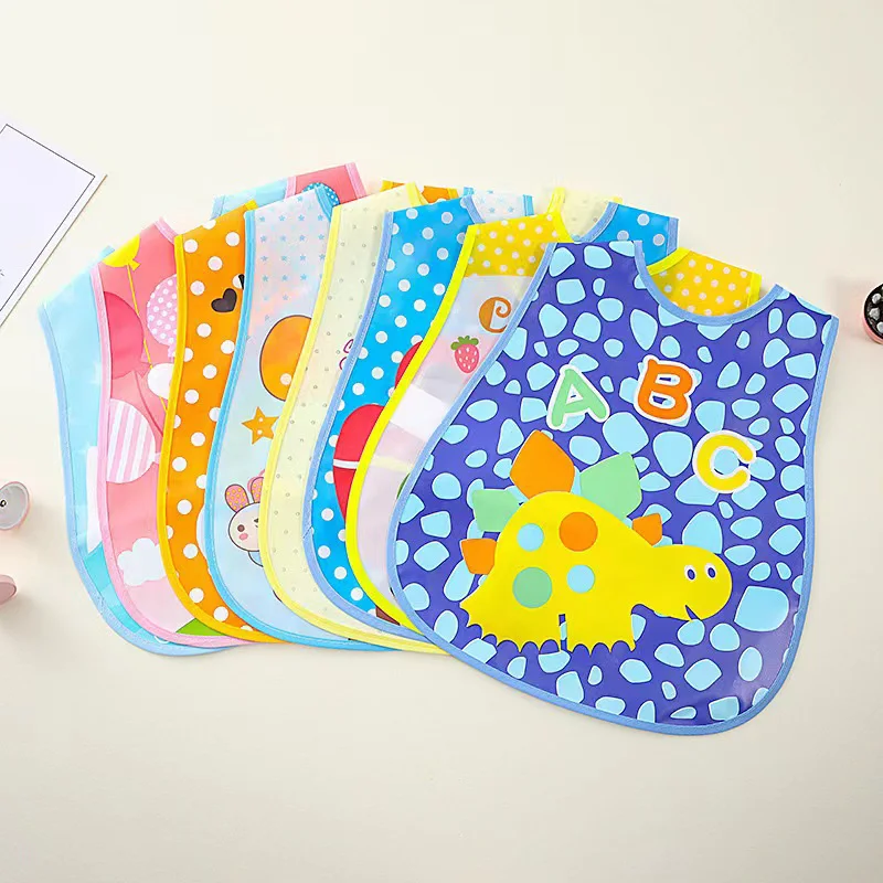 Babero impermeable reutilizable de dibujos animados para bebé - imagen 3