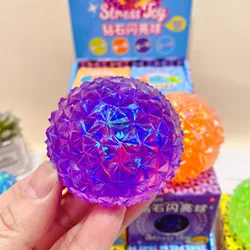Bola antiestrés brillante en forma de diamante relajante para niños