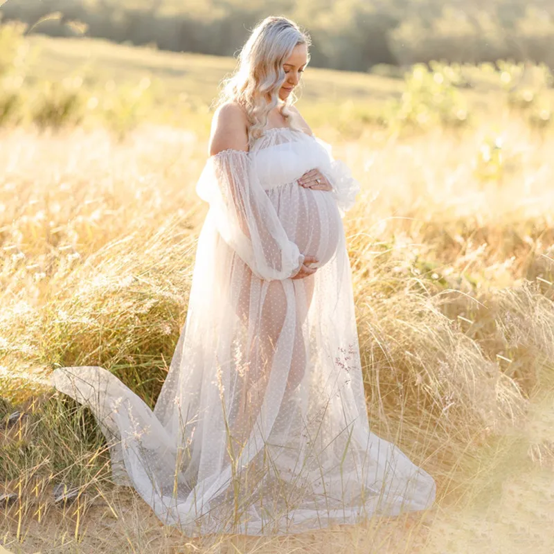 Vestido tul largo para sesión de maternidad, hombros descubiertos - imagen 5