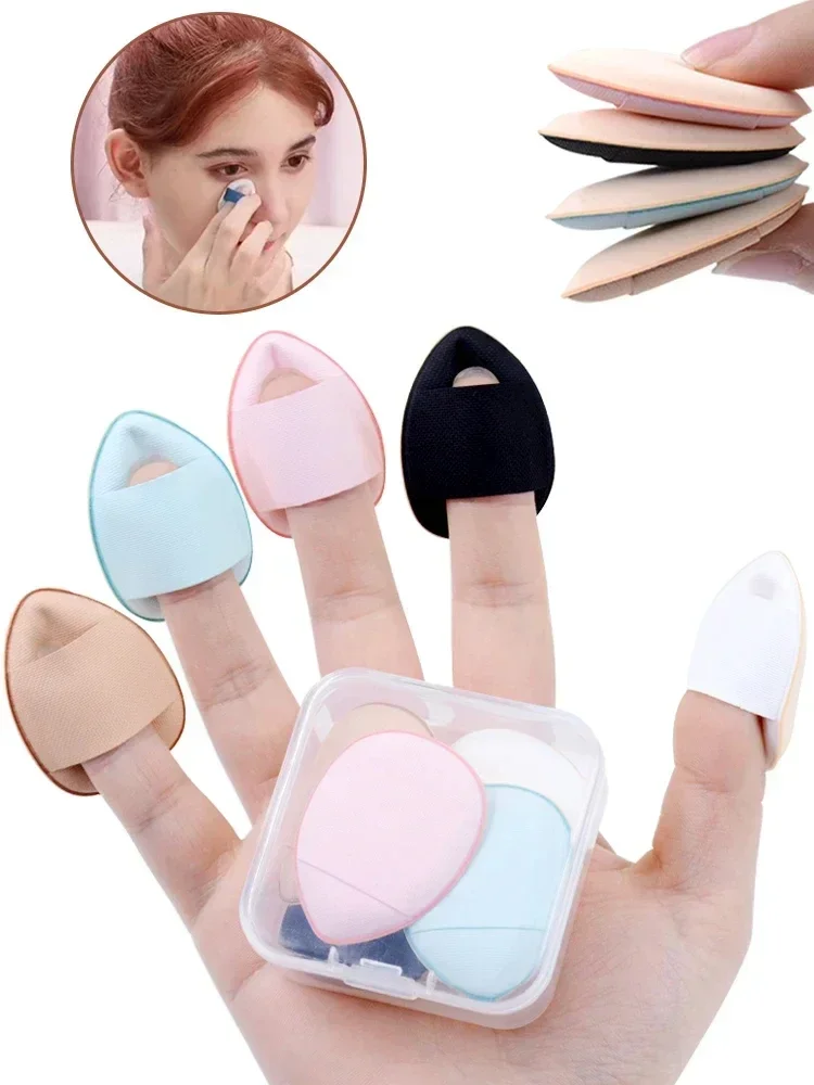 Detalle de las 6 mini esponjas aplicadoras para maquillaje