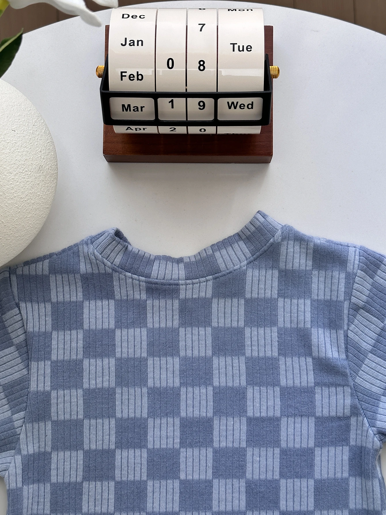 Conjunto neutro para bebé – estilo veraniego