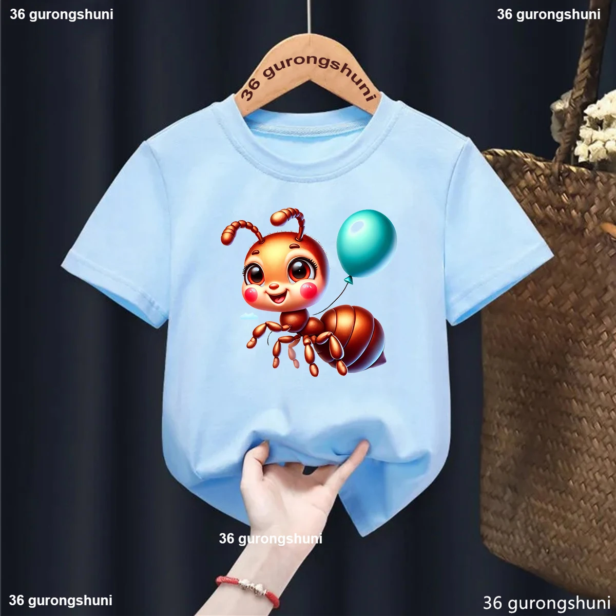 Camiseta azul de algodón con estampado de hormigas para niños - imagen 5
