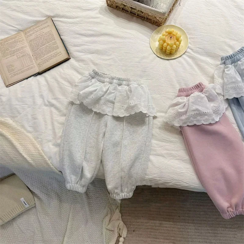 Pantalón infantil para primavera y otoño