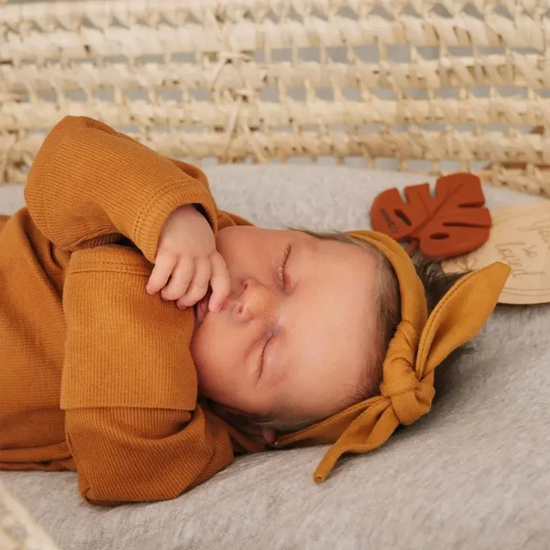 Bebe Loulou muñeca reborn dormida realista hecha a mano para bebés - imagen 2