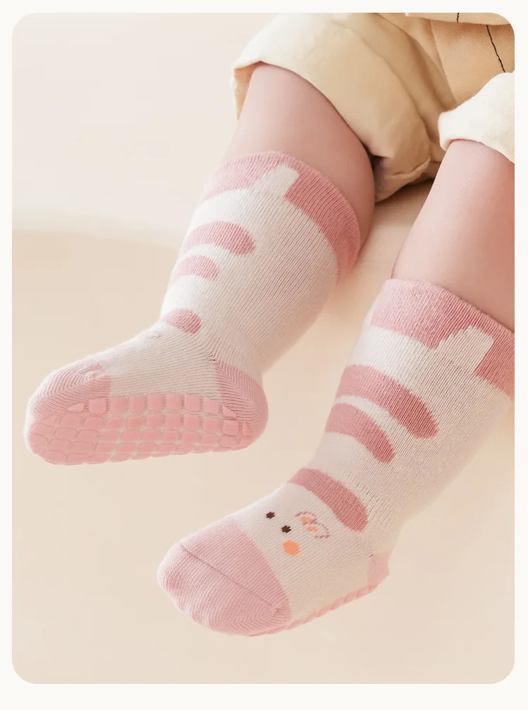 Calcetines de suelo para movimiento en casa