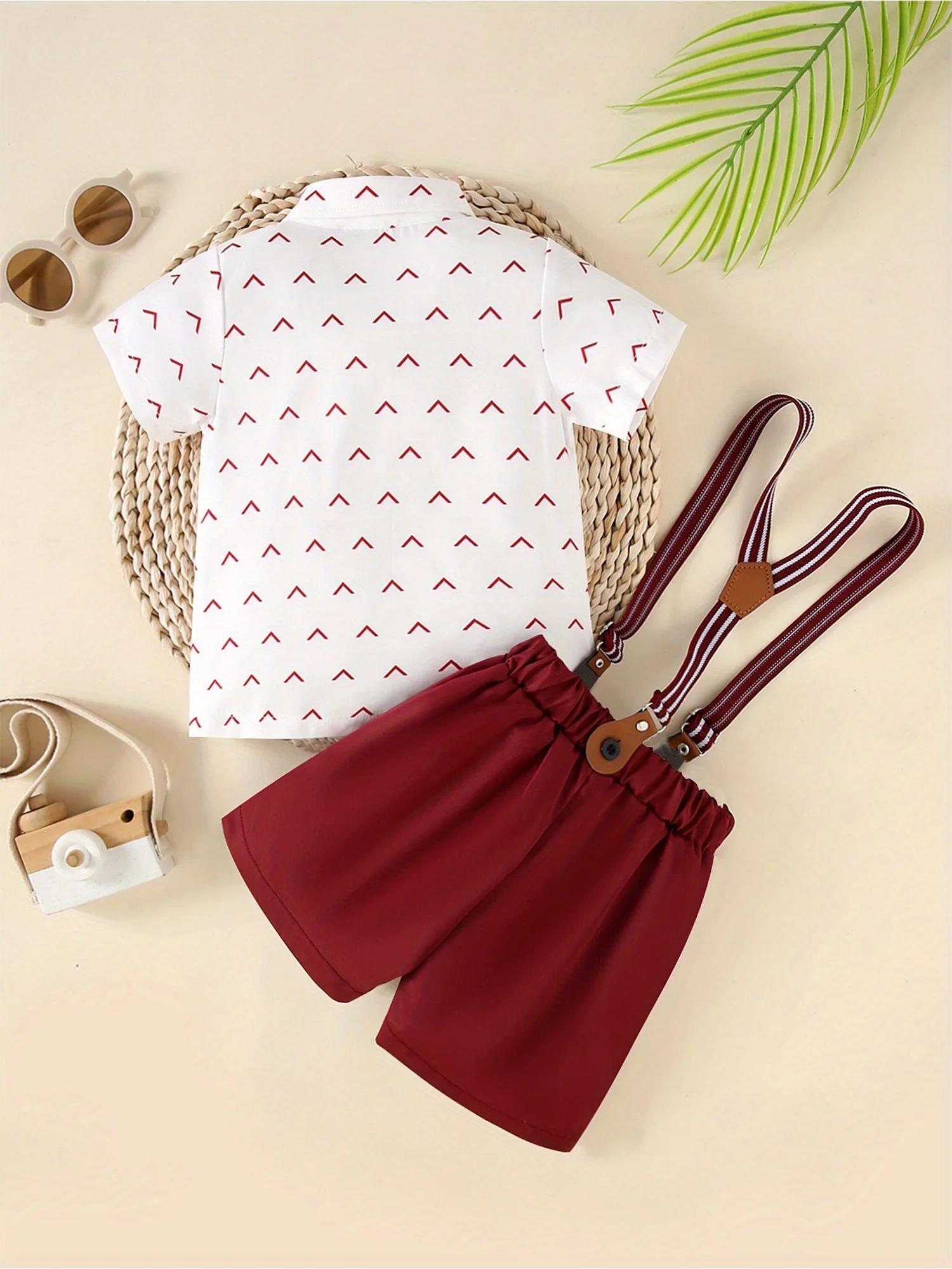 Traje de caballero para bebé niño con camisa y corbatín
