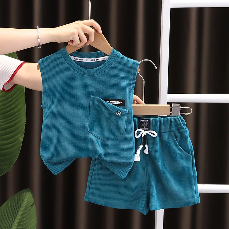 Conjunto verano niña: chaleco y short de algodón
