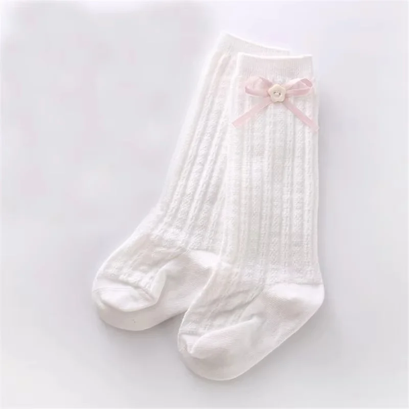 Calcetines altos de algodón liso para niños – Primavera/Otoño