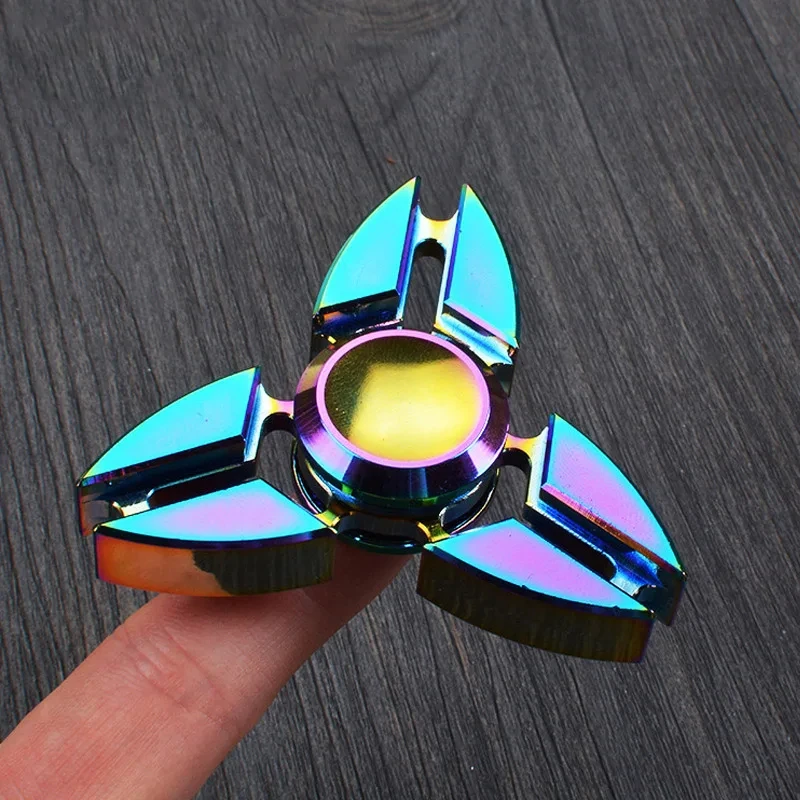 Spinner antiansiedad de metal giratorio con arcoíris para manos - imagen 5