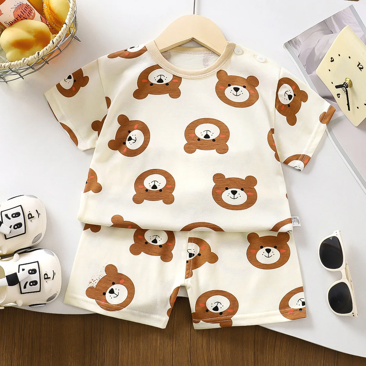 Conjunto de verano de algodón para bebé: camiseta y pantalón corto - imagen 4