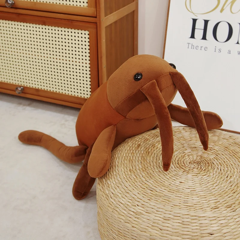 Peluche de cucaracha simulada suave – juguete creativo para Navidad - imagen 2