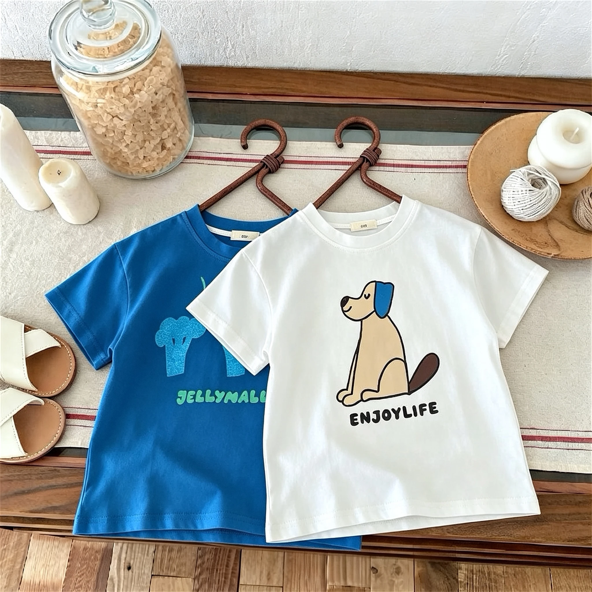 Camiseta de manga corta estampada con cuello redondo para bebé