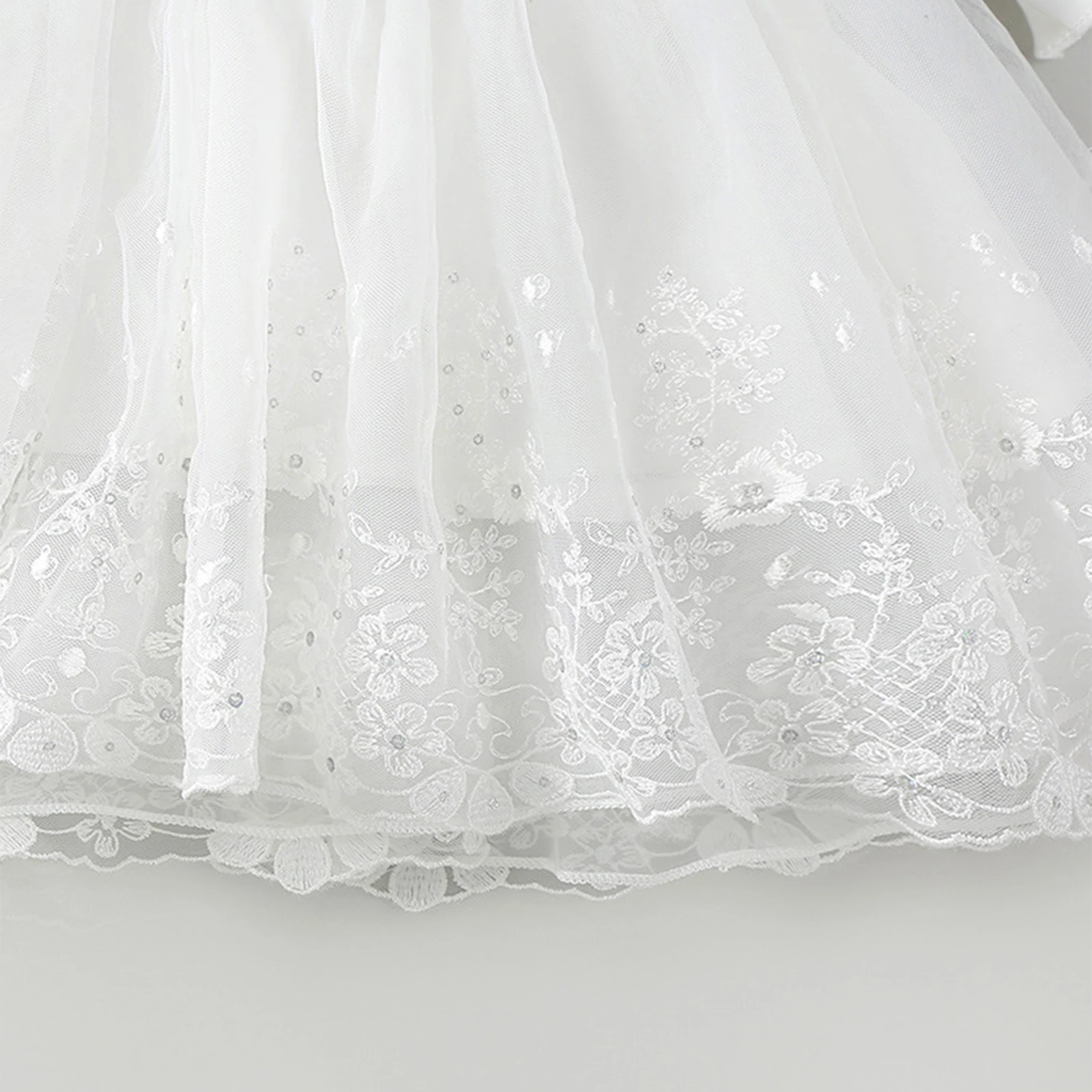 Vestido bebé niña de manga larga con botones y gorro plisado - imagen 3