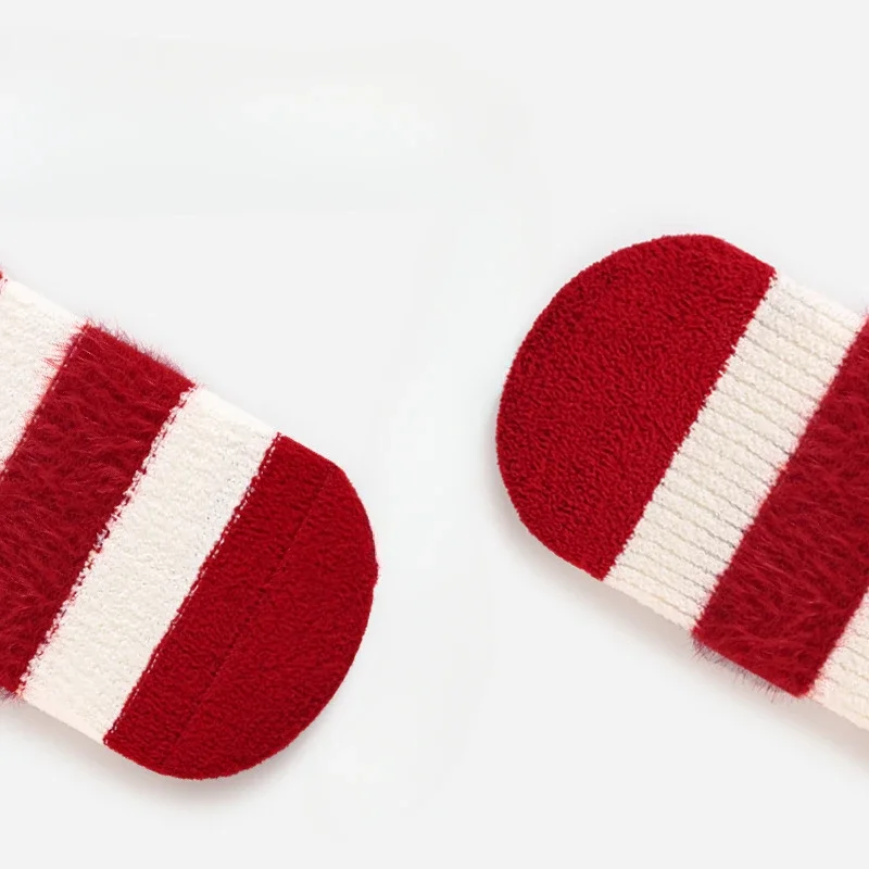 Calcetines térmicos rojos de algodón para bebé – Invierno - imagen 2