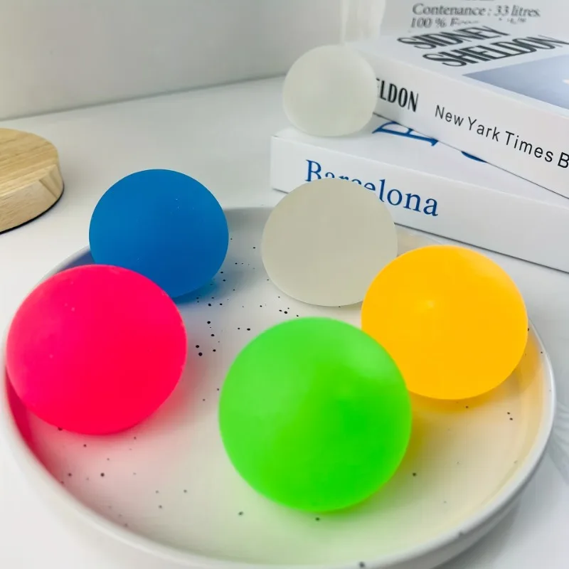 Pelota sensorial antiestrés para niños – Compresión calmante - imagen 2