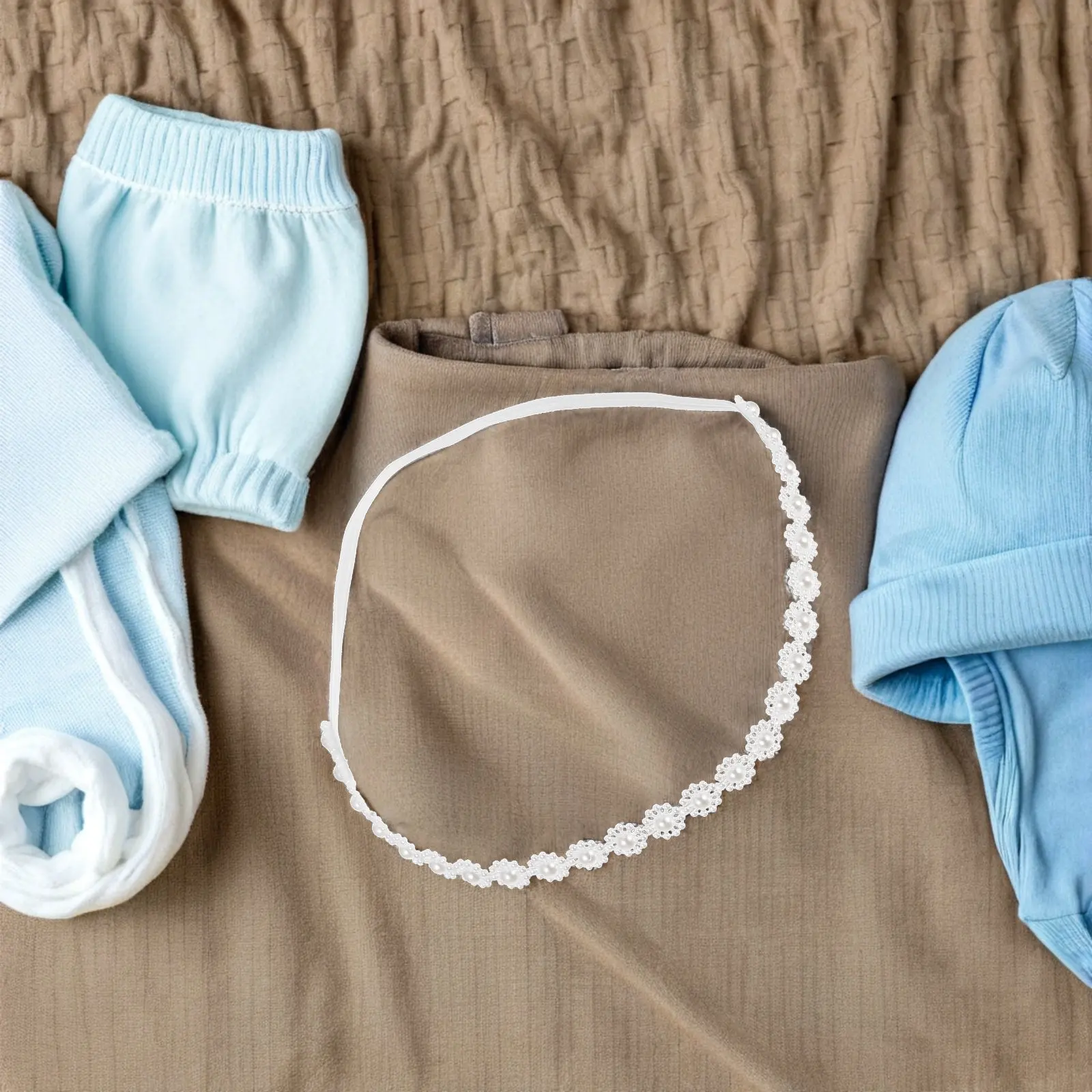 Diadema de perlas para bebé recién nacido – marfil suave - imagen 3
