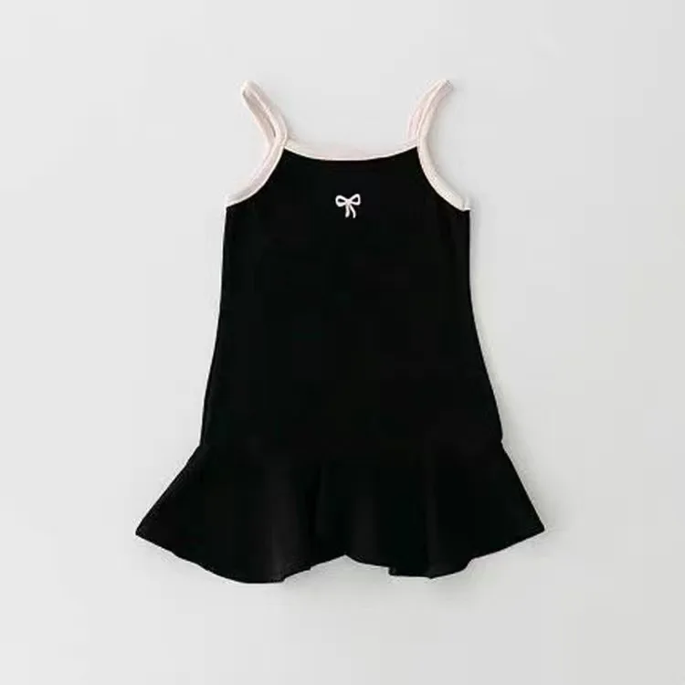 Vestido de verano sin mangas para niña con tirantes y volantes - imagen 2
