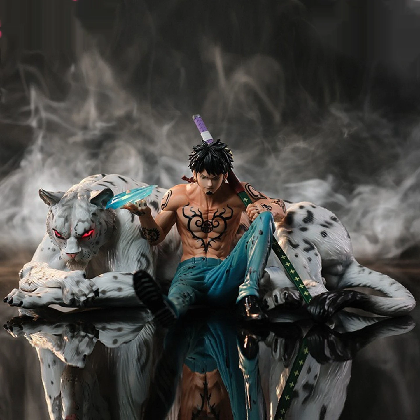 Figura coleccionable BT leopardo de las nieves con luz - imagen 2