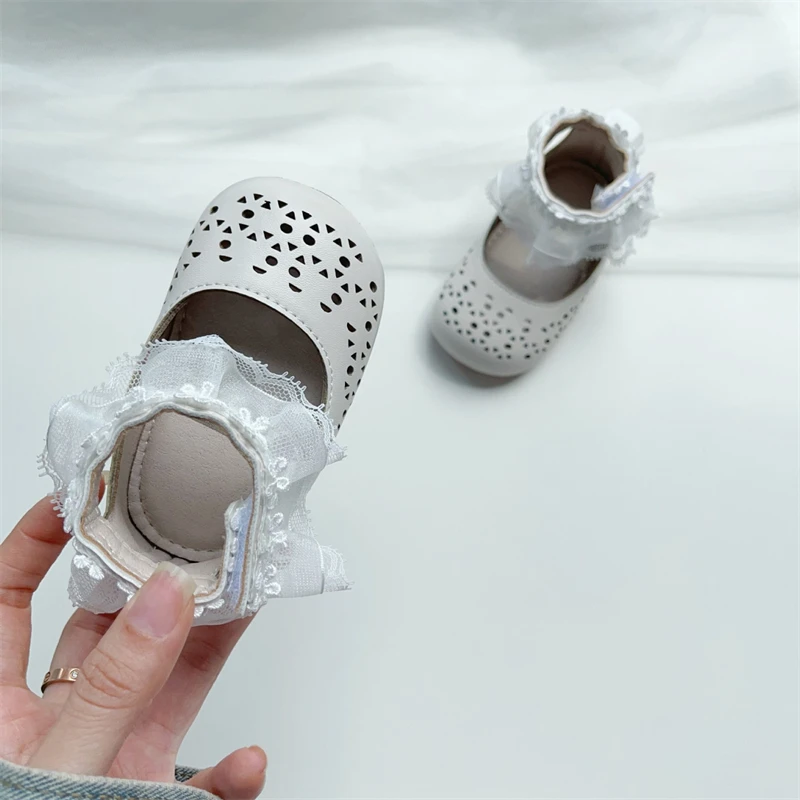 Zapatos antideslizantes para niñas con encaje de princesa - imagen 2