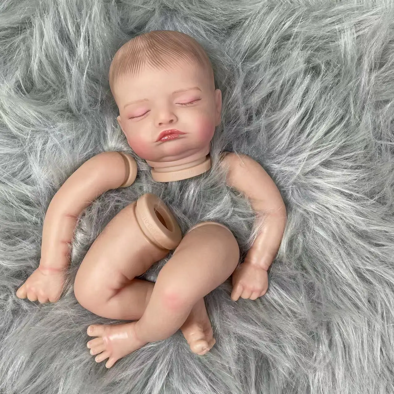 Rosalie - Muñeco reborn de vinilo realista con cuerpo de tela - imagen 4