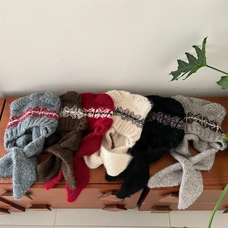 Gorro infantil de punto con solapa para las orejas y cuello - imagen 4