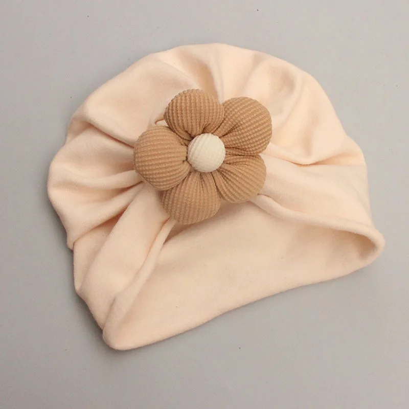 Gorro y calcetines florales para bebé Recién nacido - imagen 3