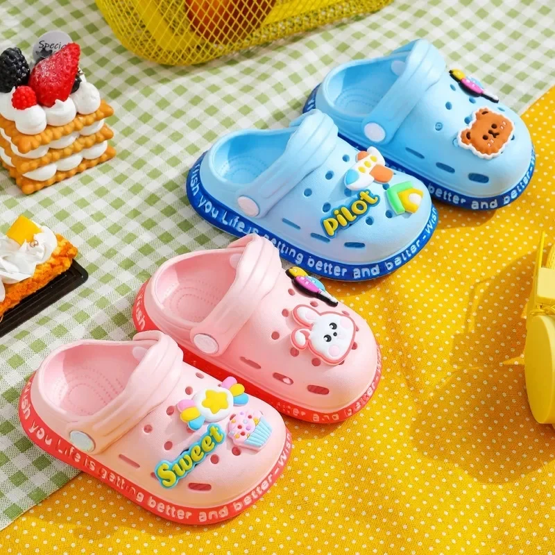 Zapatillas de jardín verano para bebés con dibujos y transpirables