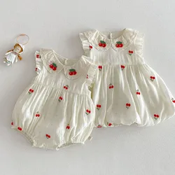 Vestido de verano para bebé sin mangas con encaje y cerezas