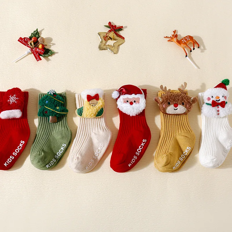 Calcetines navideños rojos con dibujos de renos para bebé