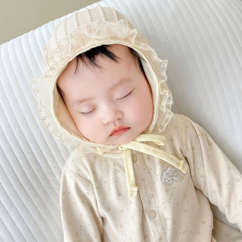Gorro de encaje para bebé – Estilo princesa ajustable con lazo - imagen 4
