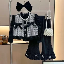 Conjunto de niña otoño cálido con pantalón acampanado y blusa suave
