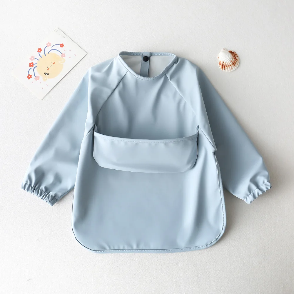 Babero infantil impermeable para reducir manchas
