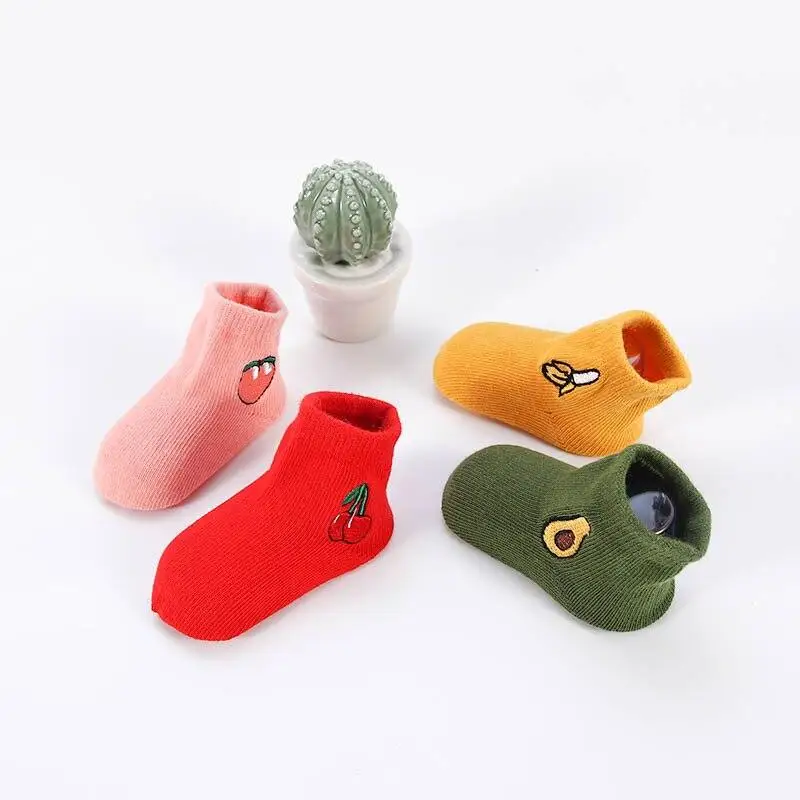 Calcetines de algodón para recién nacido con estampado de cerezas