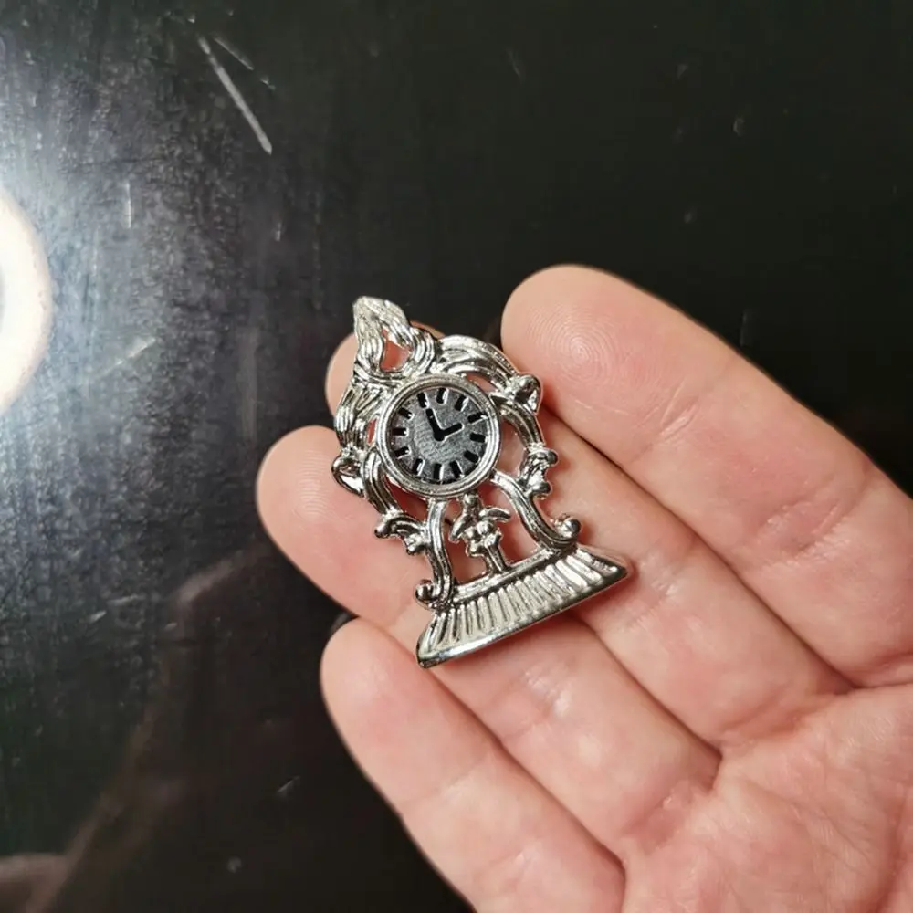 Reloj de escritorio en miniatura con alarma para casa de muñecas - imagen 2