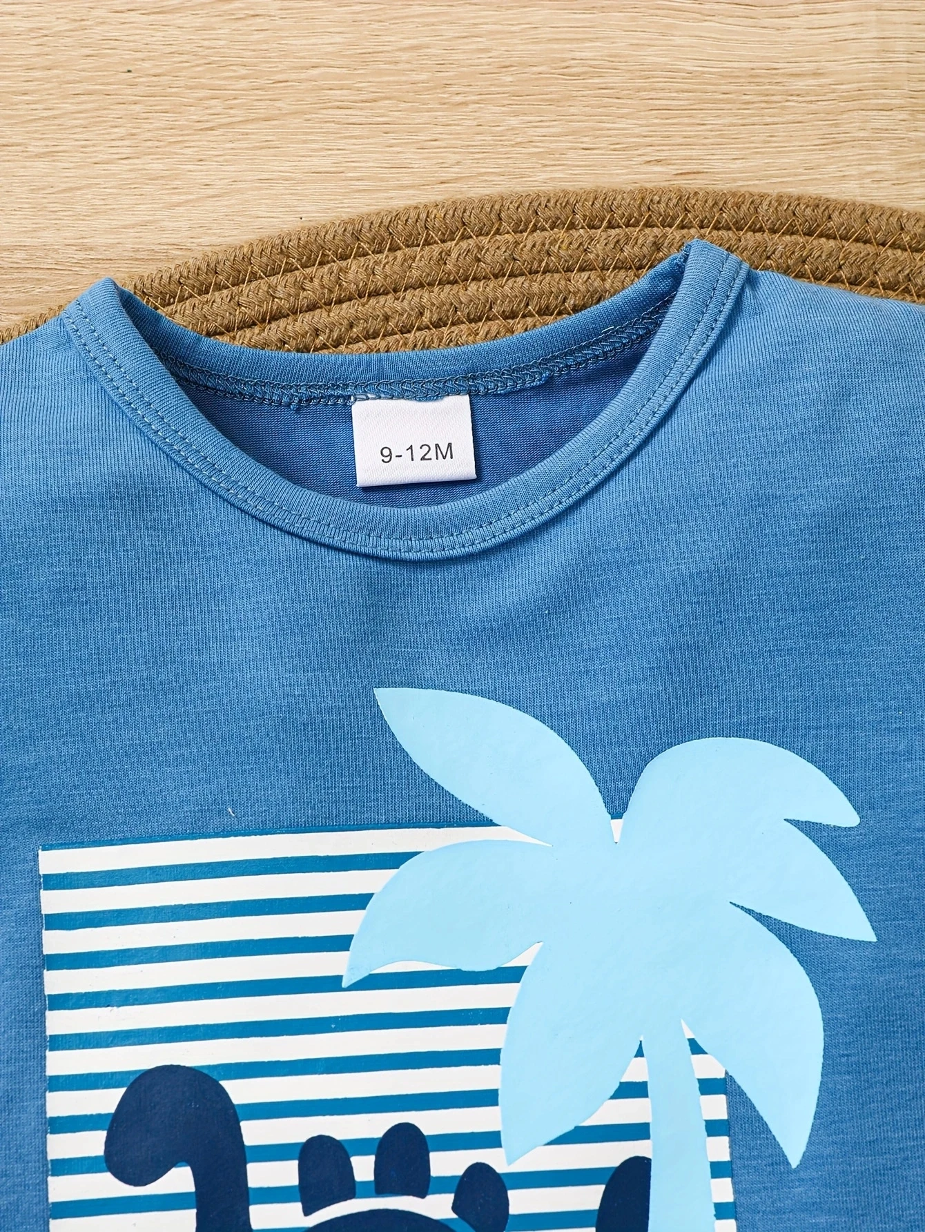 Conjunto de verano para bebé niño: camiseta dinosaurio y pantalón rayas - imagen 2