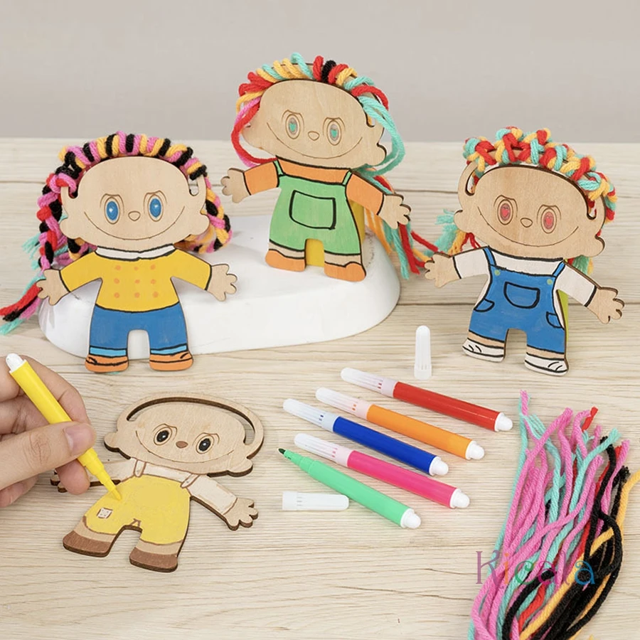 Detalle de elementos del kit para crear una manualidad