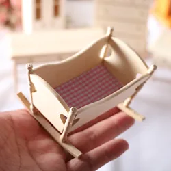 Armario para casa de muñecas con muebles de escritorio