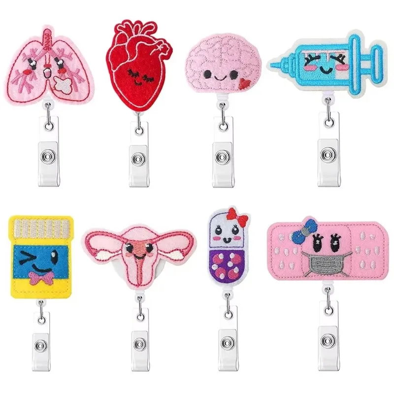 Portacarnés retráctil de fieltro con diseño enfermera para niños