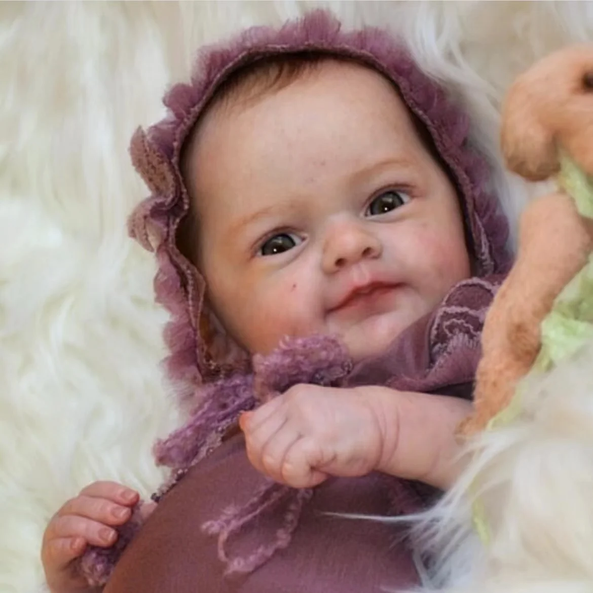 MRB Sanya muñeca Reborn de vinilo con cuerpo textil - imagen 2