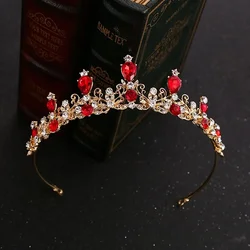 Peineta de novia con hojas de cristal y pedrería