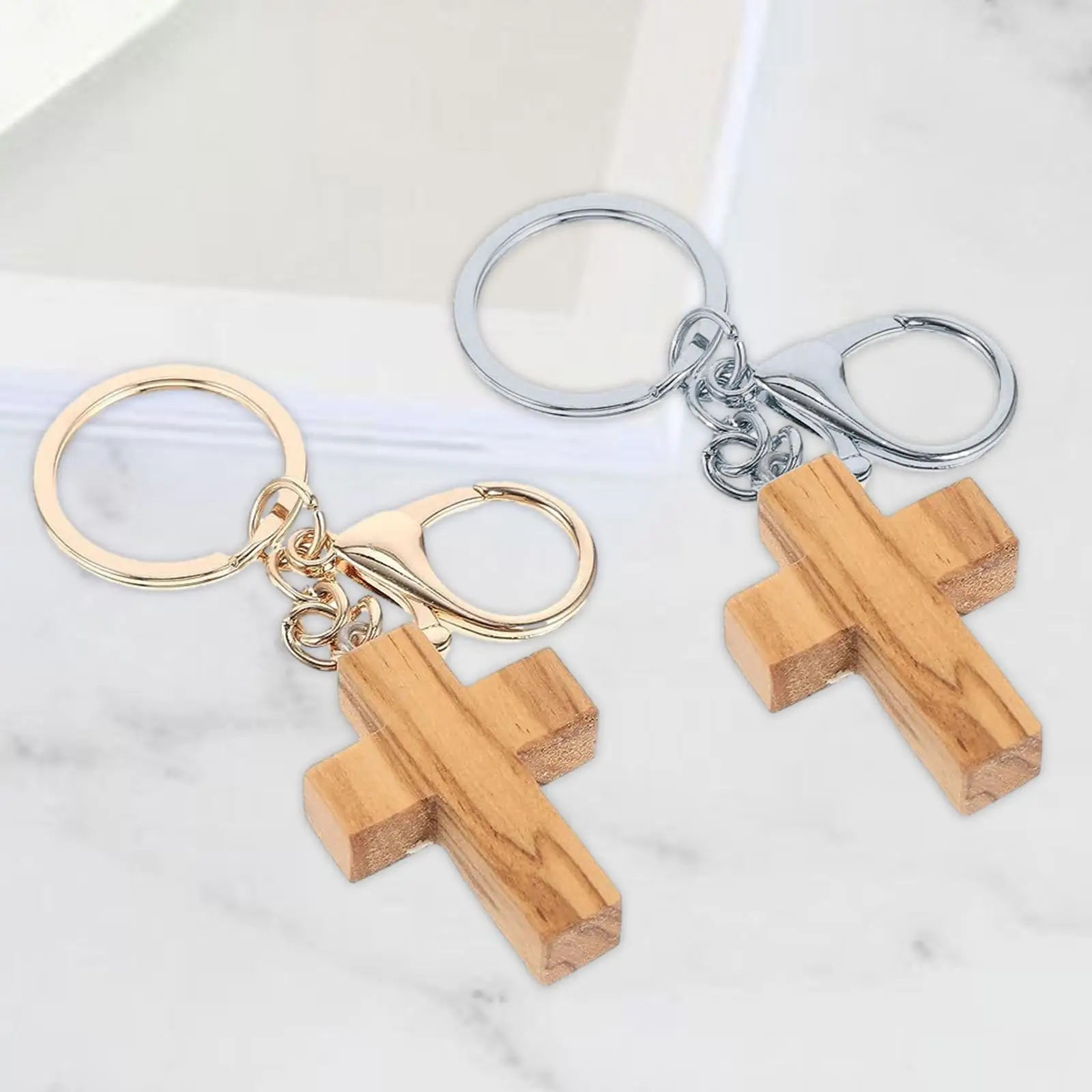 Llavero de madera suave con cruz, hecho a mano para recuerdos - imagen 4