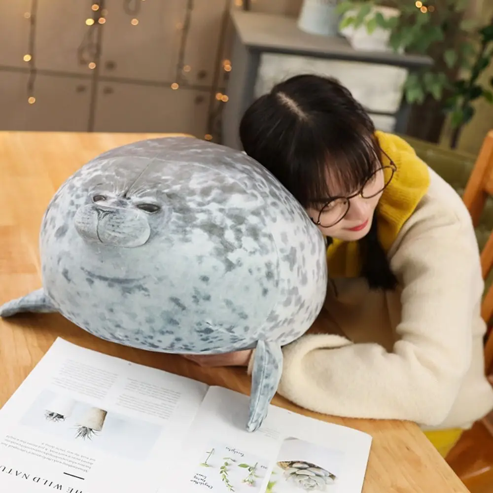 Almohada de foca Blob regordita de peluche