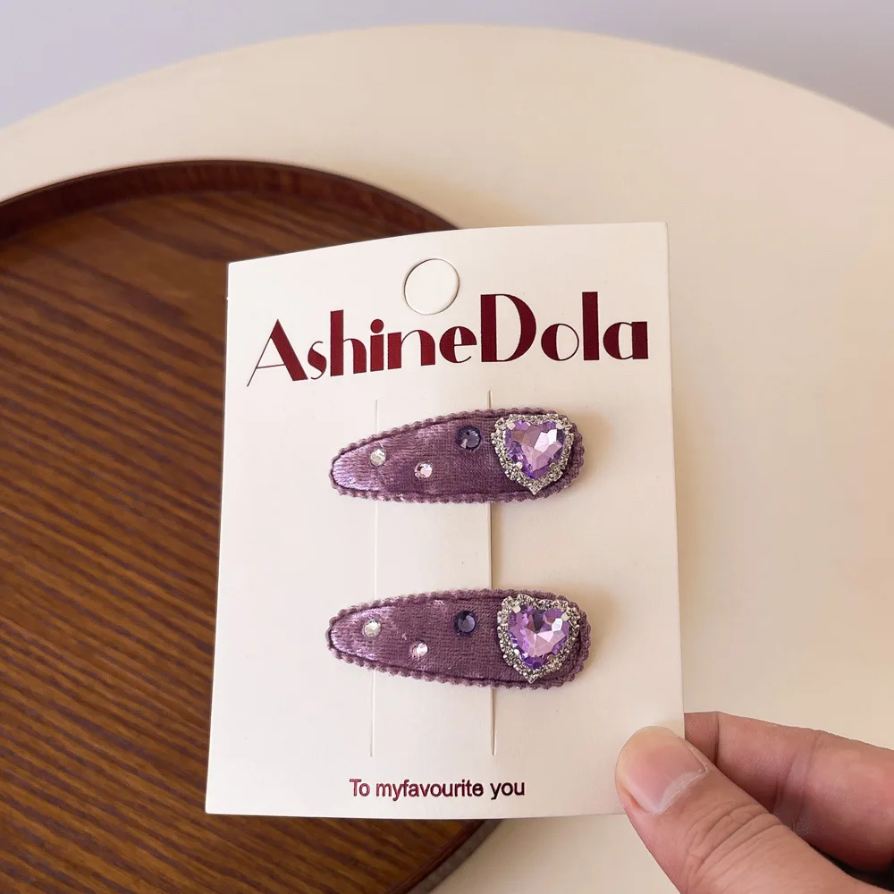 Pinza de pelo en terciopelo para niñas con detalle diamante - imagen 5
