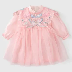 Vestido bebé de otoño de manga larga con bordado mariposa