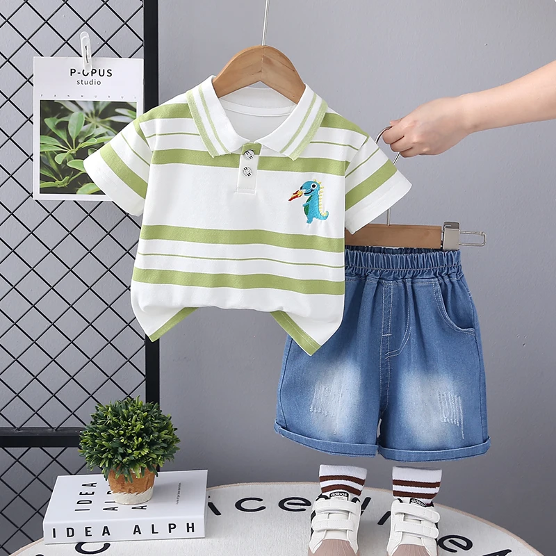 Conjunto verano bebé camiseta a rayas y pantalón corto - imagen 3