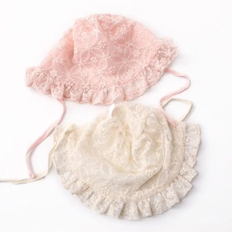 Gorro verano bebé con encaje floral – Protección solar - imagen 2
