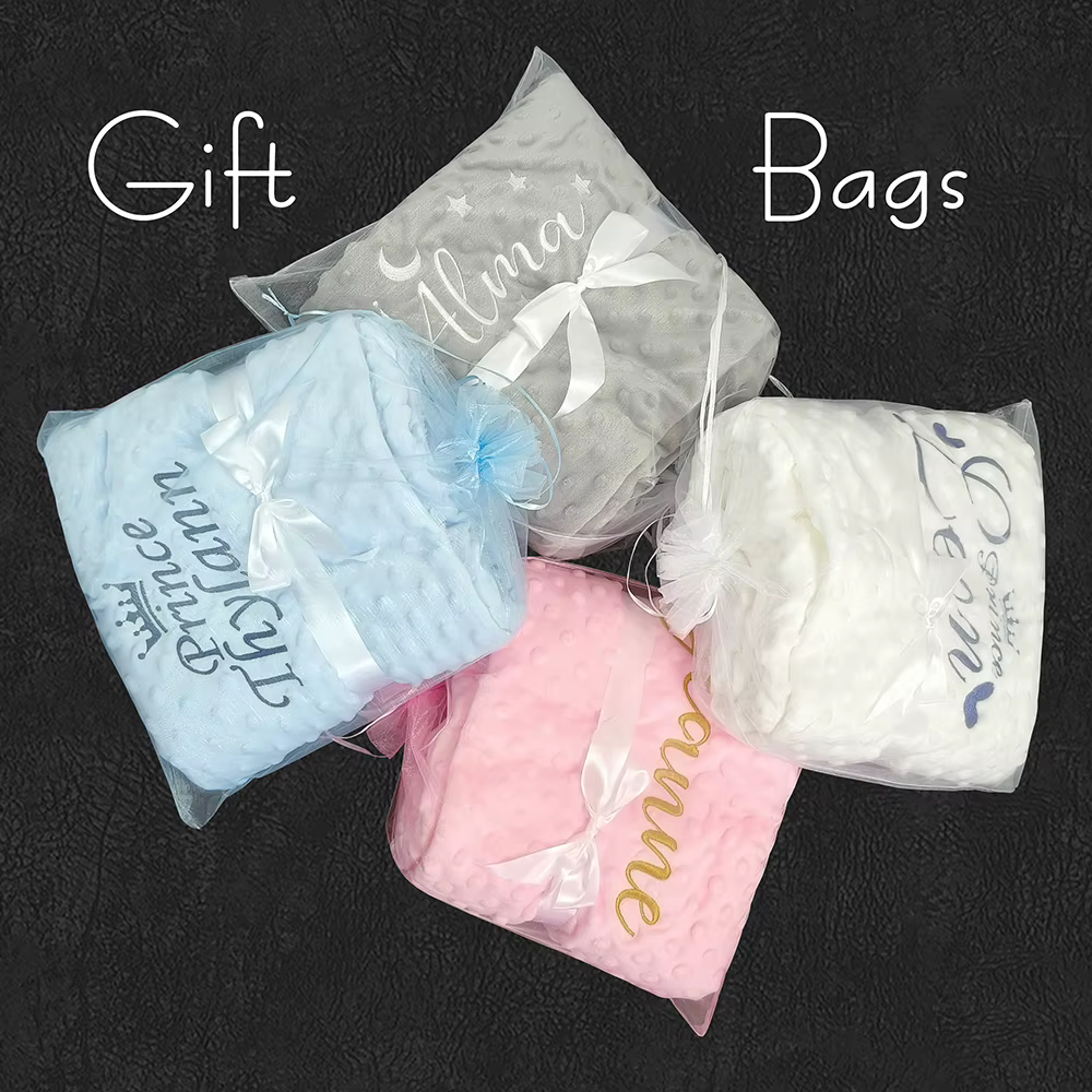 Manta Minky personalizada con nombre para bebé – Perfecta para cuna y cochecito - imagen 2